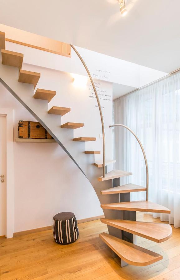 Central 2-Level Penthouse With Terrace And Free Parking Rīga Exterior foto