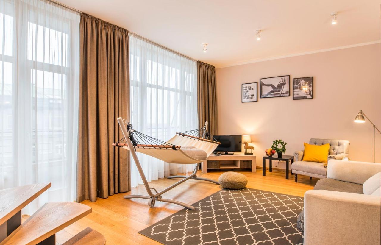 Central 2-Level Penthouse With Terrace And Free Parking Rīga Exterior foto