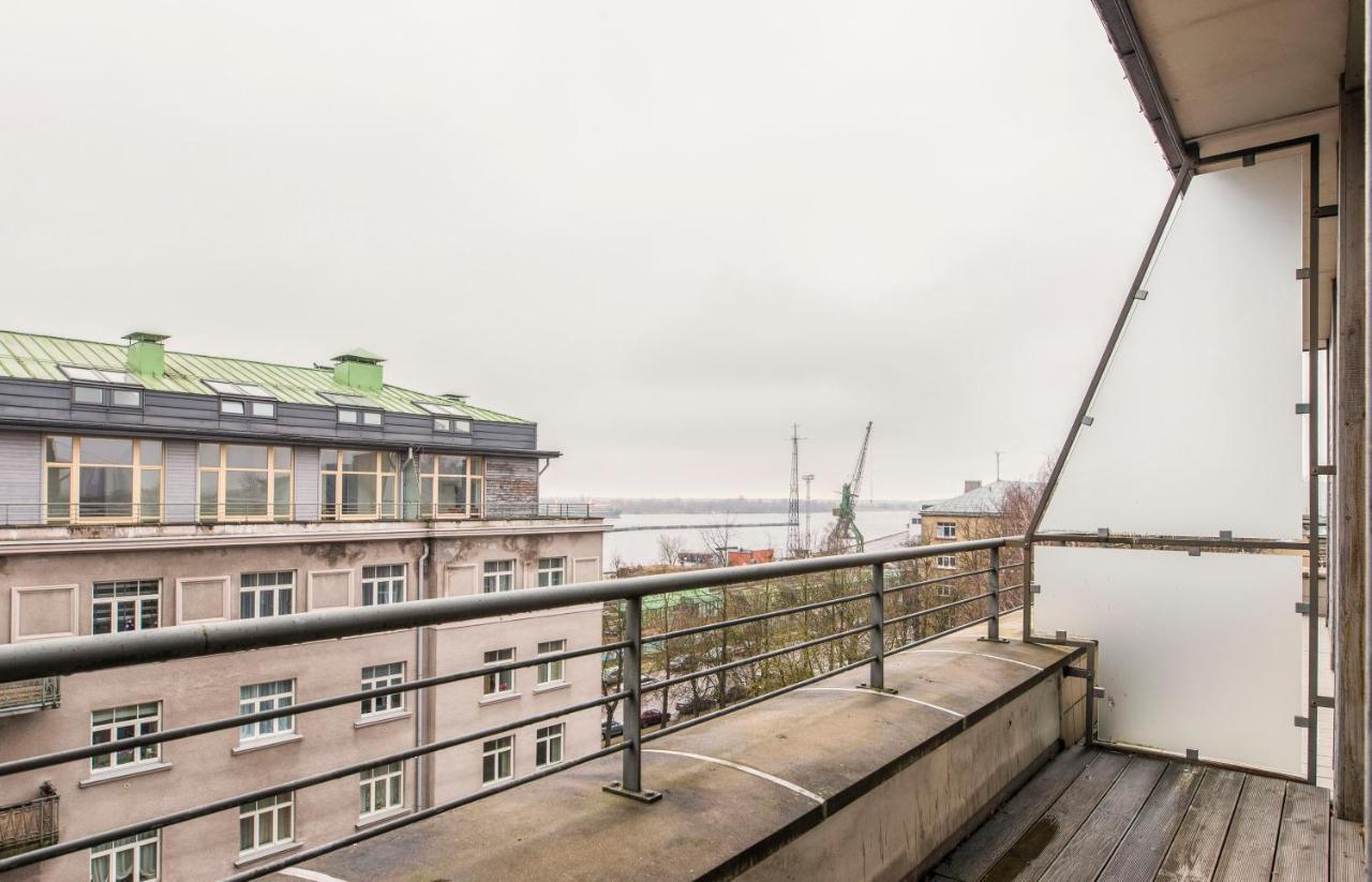 Central 2-Level Penthouse With Terrace And Free Parking Rīga Exterior foto