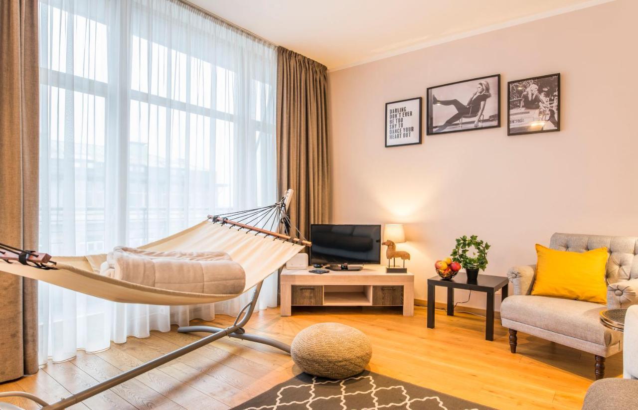 Central 2-Level Penthouse With Terrace And Free Parking Rīga Exterior foto