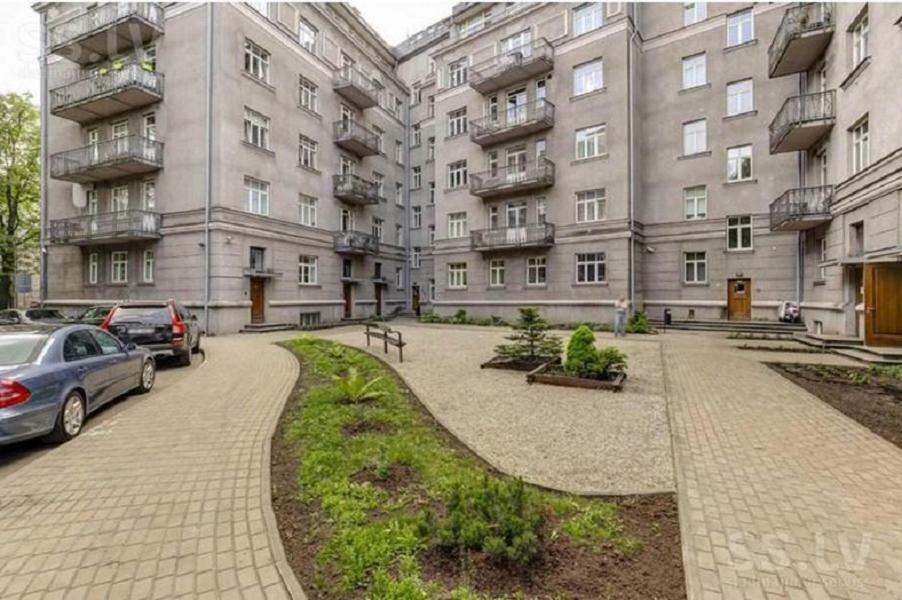 Central 2-Level Penthouse With Terrace And Free Parking Rīga Exterior foto